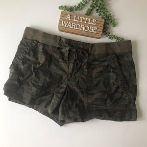 A.N.A A New Approach Green Camo Drawstring Shorts